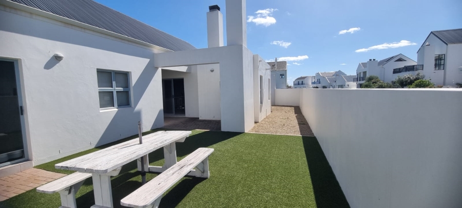 2 Bedroom Property for Sale in Blue Lagoon Western Cape